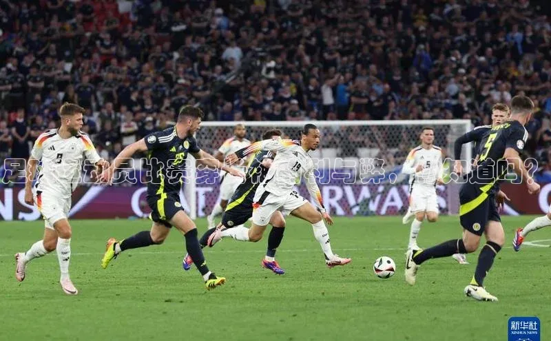 vsport体育在线比赛直播入口猫眼足球运动员比赛穿长袖的利与弊，你知道吗？